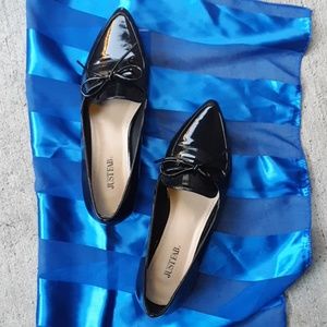 "To The Point" Patent Loafer Black Dress Soes